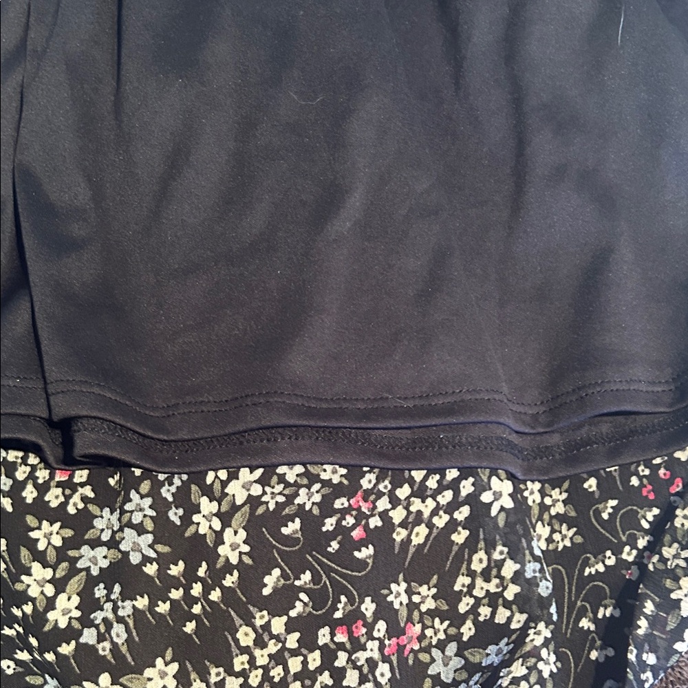Tamara H floral extra long skirt. Size Large - Picture 3 of 5